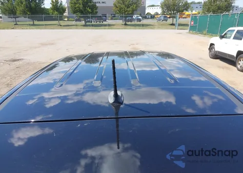 2017 Jeep Renegade Sport 4X4 из США, поврежденный, VIN ZACCJBAB5HPG01397